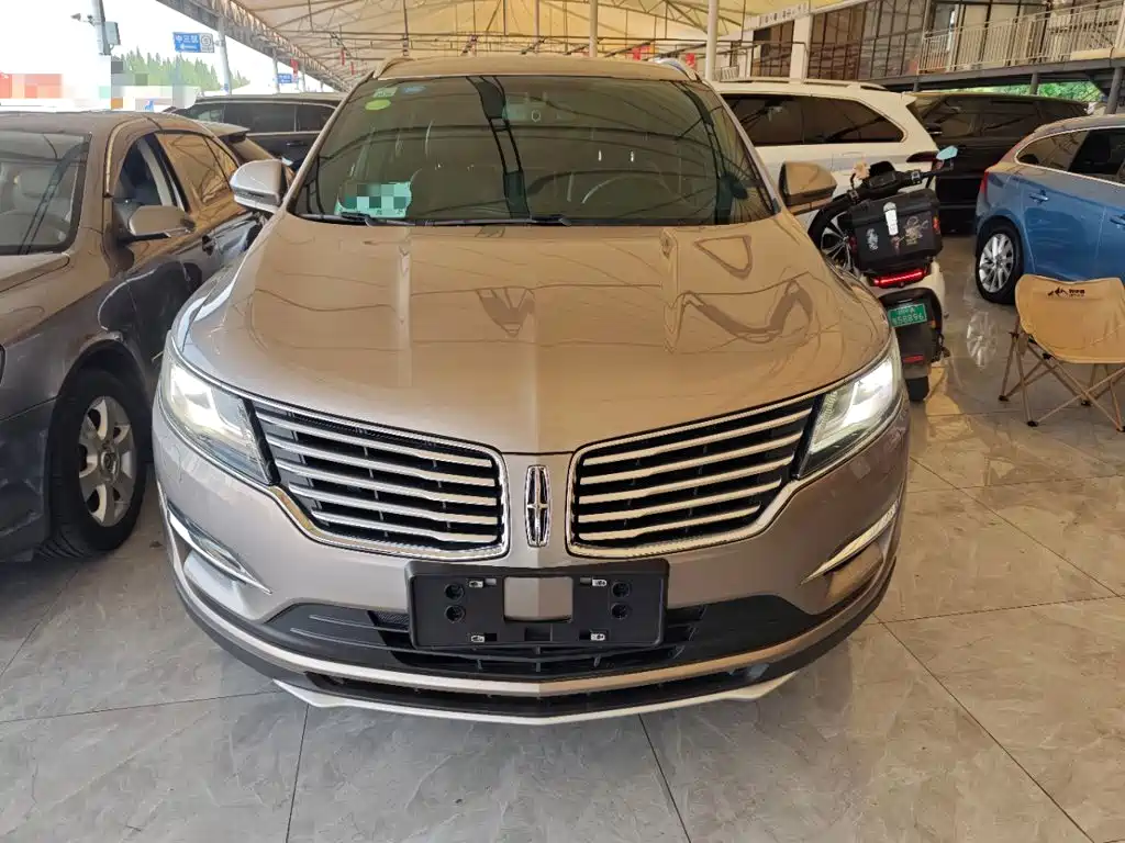 Lincoln MKC — миниатюра 3