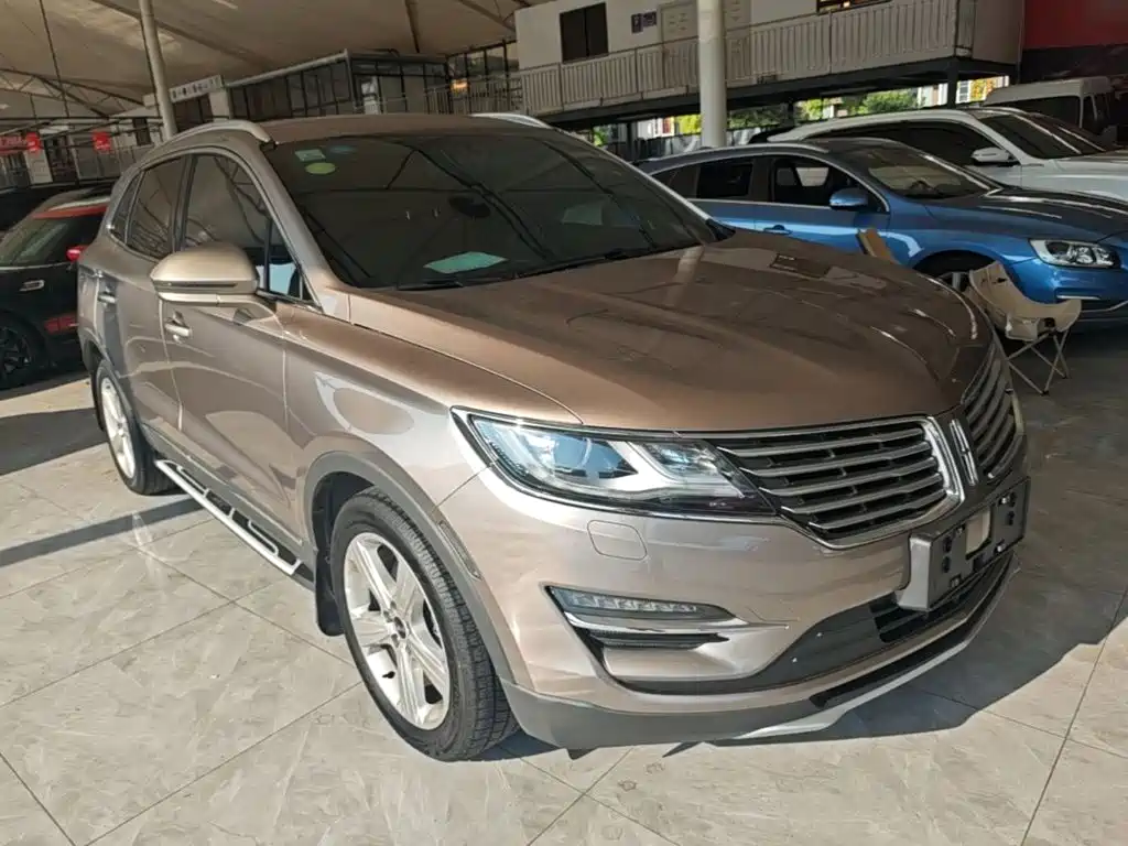 Lincoln MKC — миниатюра 4