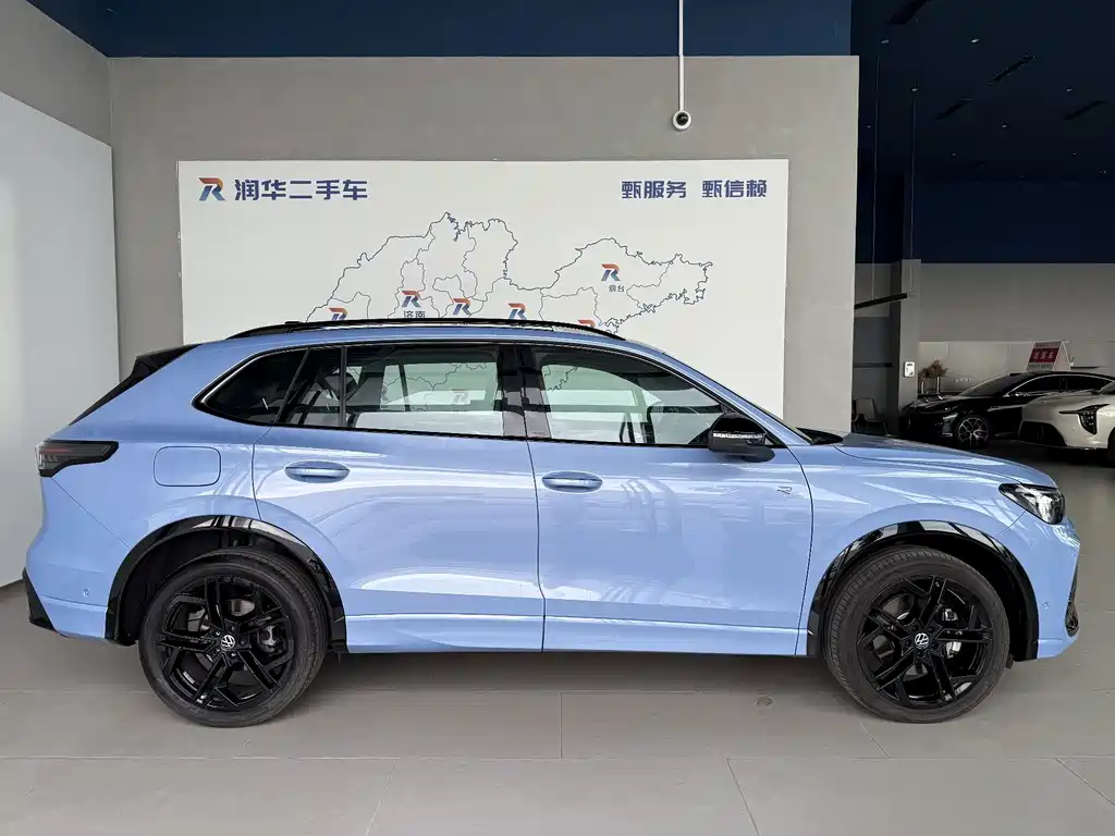 Volkswagen Tiguan L — миниатюра 3