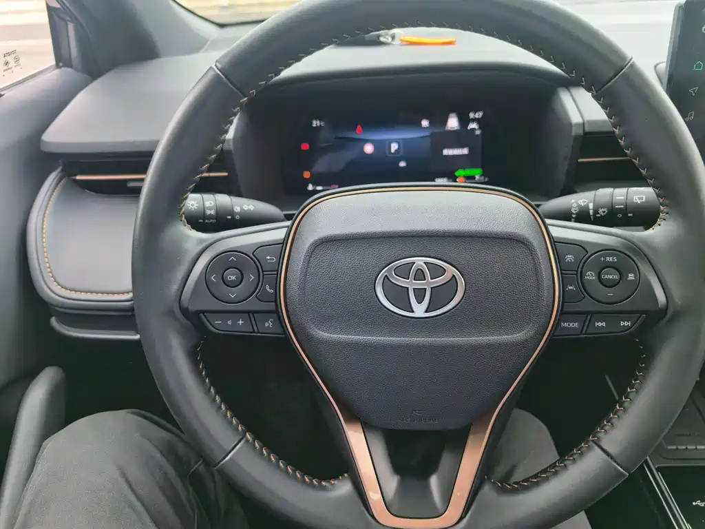 Toyota Frontlander — миниатюра 15