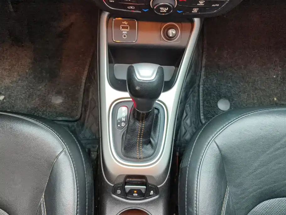 Jeep Compass — миниатюра 16