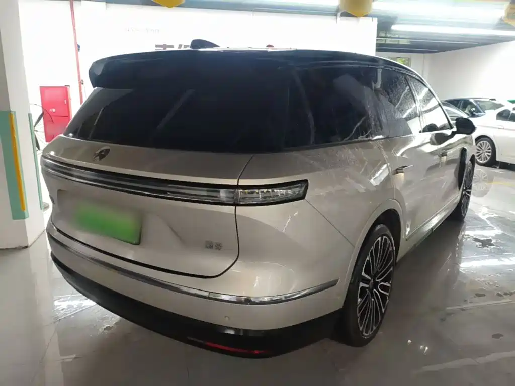 NIO ES8 2026 мест Executive