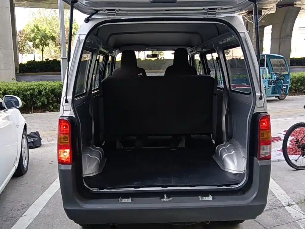 Wuling Zhiguang — миниатюра 19