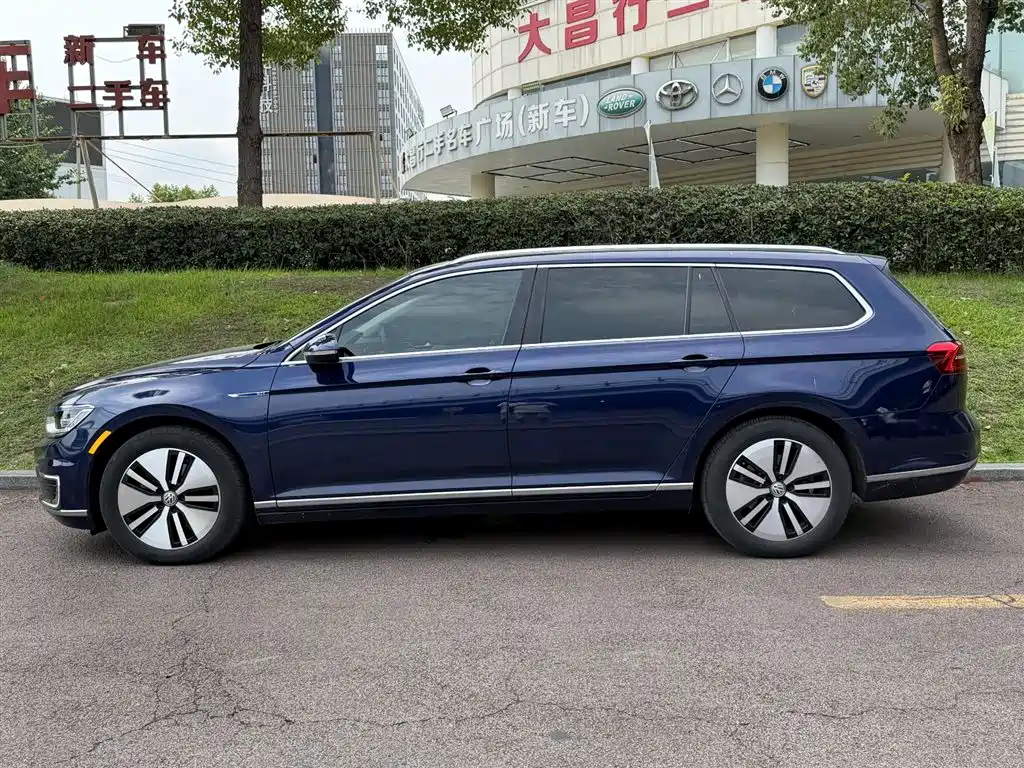 Volkswagen Passat Variant PHEV 2019 GTE