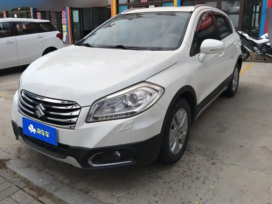 Suzuki S-Cross