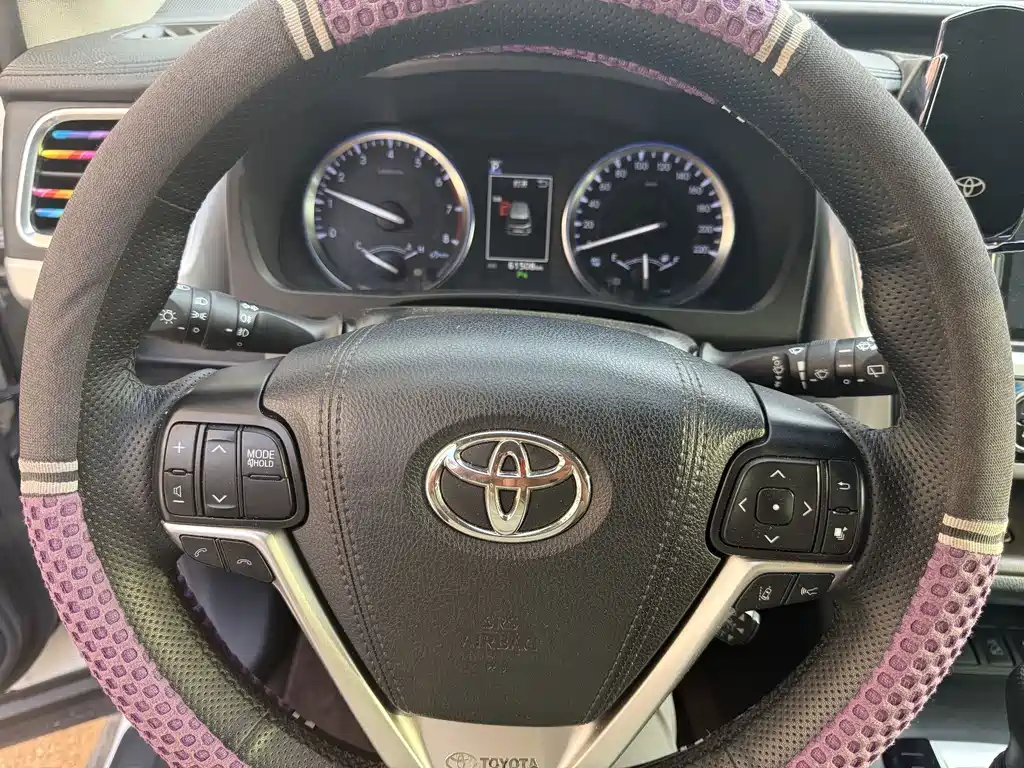 Toyota Highlander — миниатюра 5