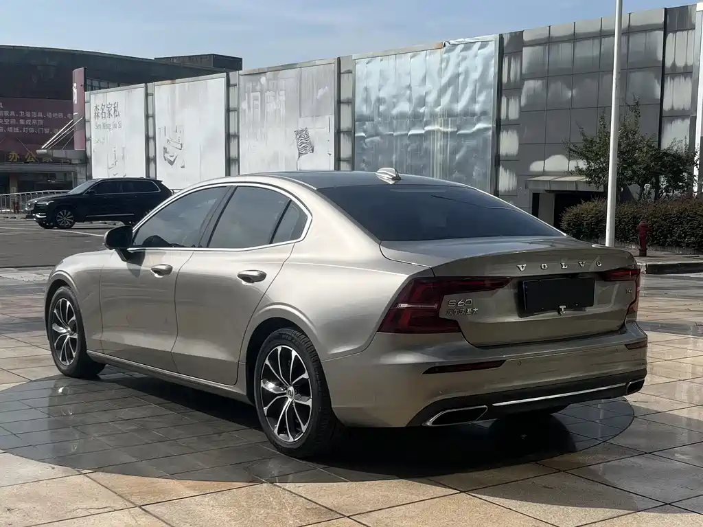 Volvo S60 — миниатюра 14