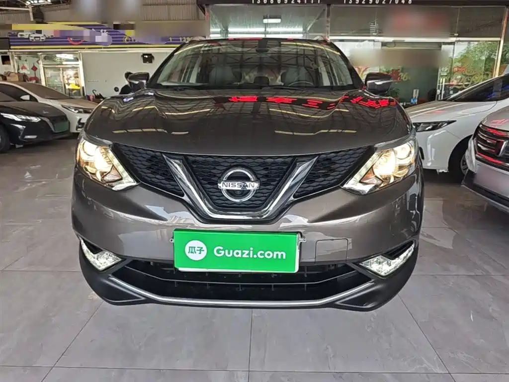 Nissan Qashqai 2017 2.0L CVT Luxury V