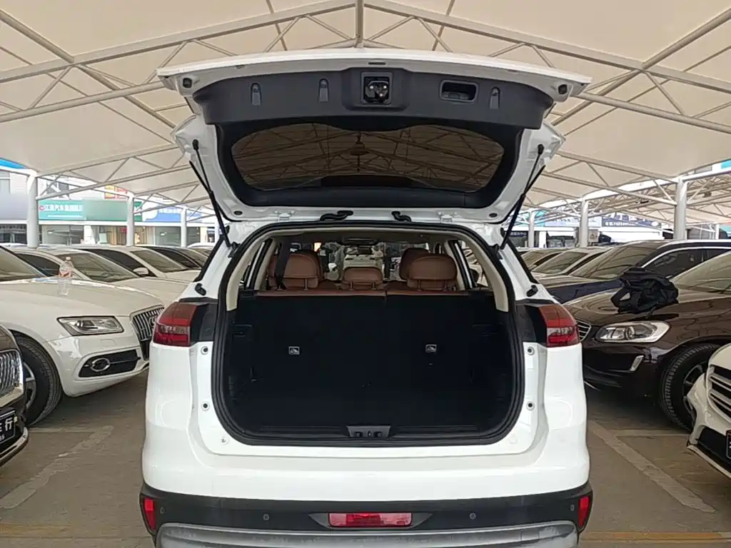 Geely Boyue — миниатюра 19
