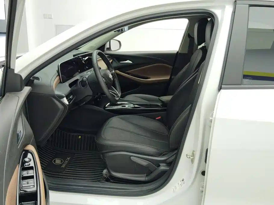 Buick Verano — миниатюра 9