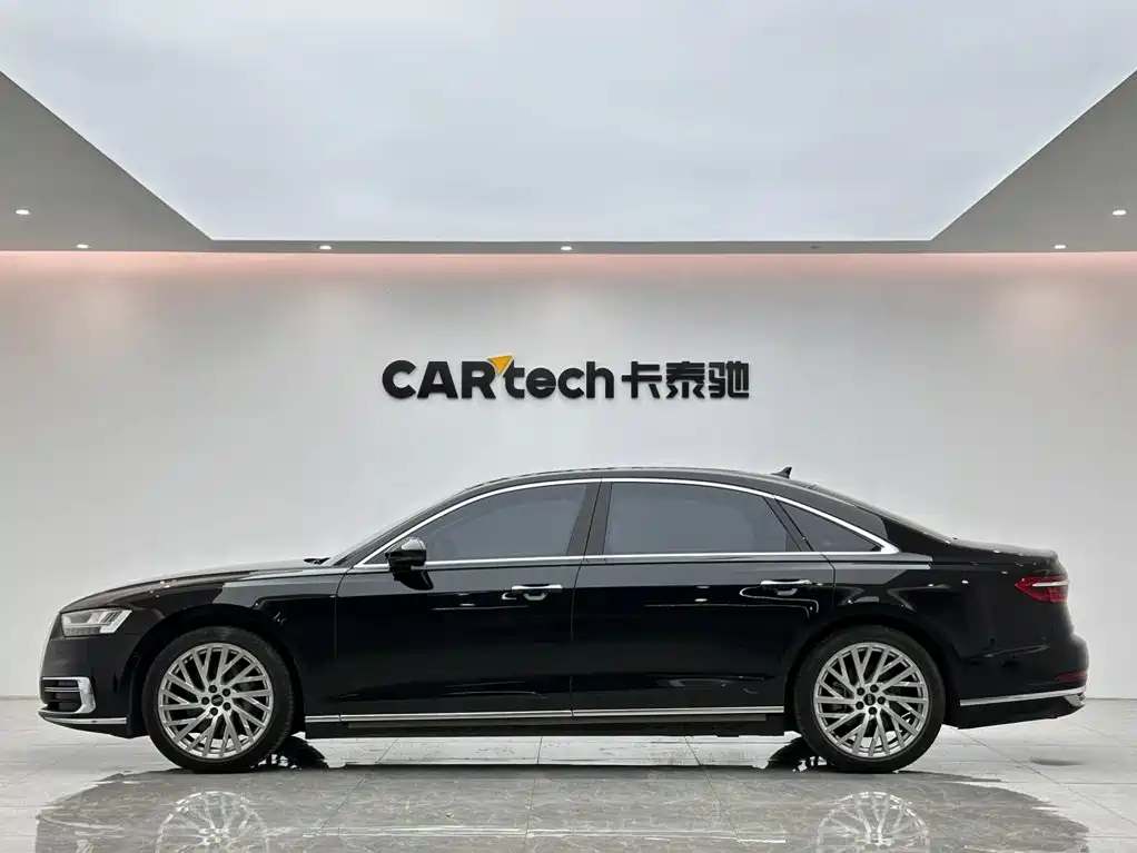 Audi A8 — миниатюра 2