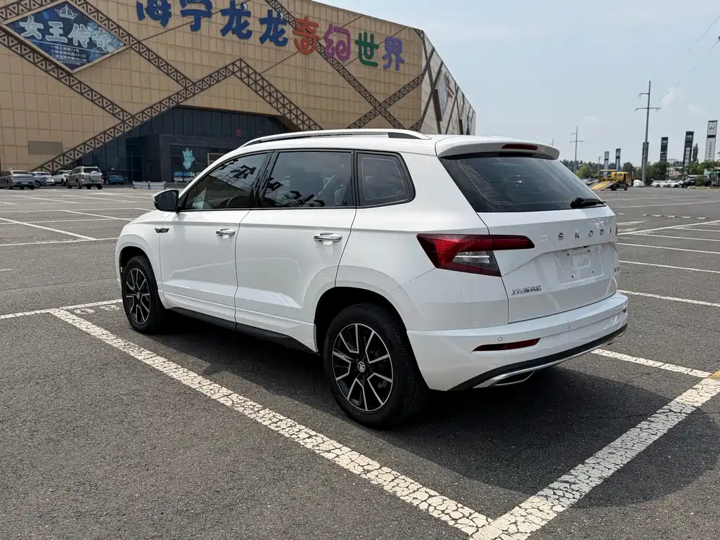 Skoda Karoq 2022 TSI280 Premium