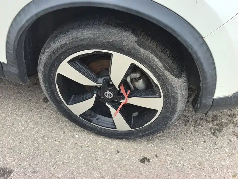 Nissan Qashqai — миниатюра 6