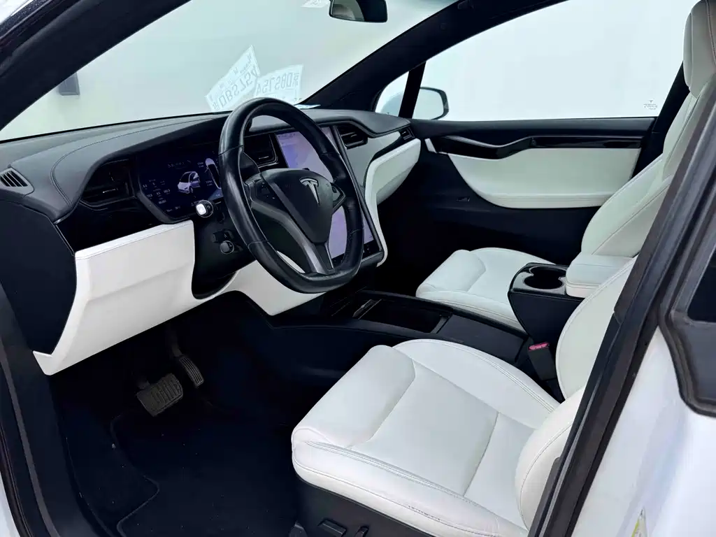 Tesla Model X — фотографии объявления, Фото 21