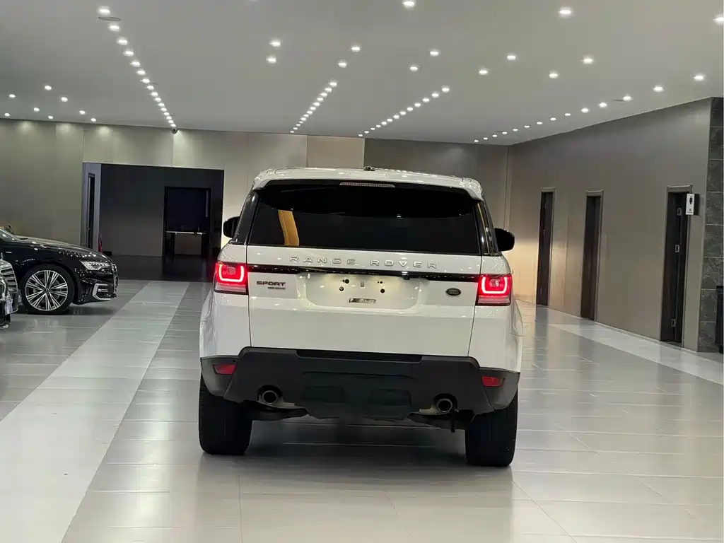 Land Rover Sport — миниатюра 5