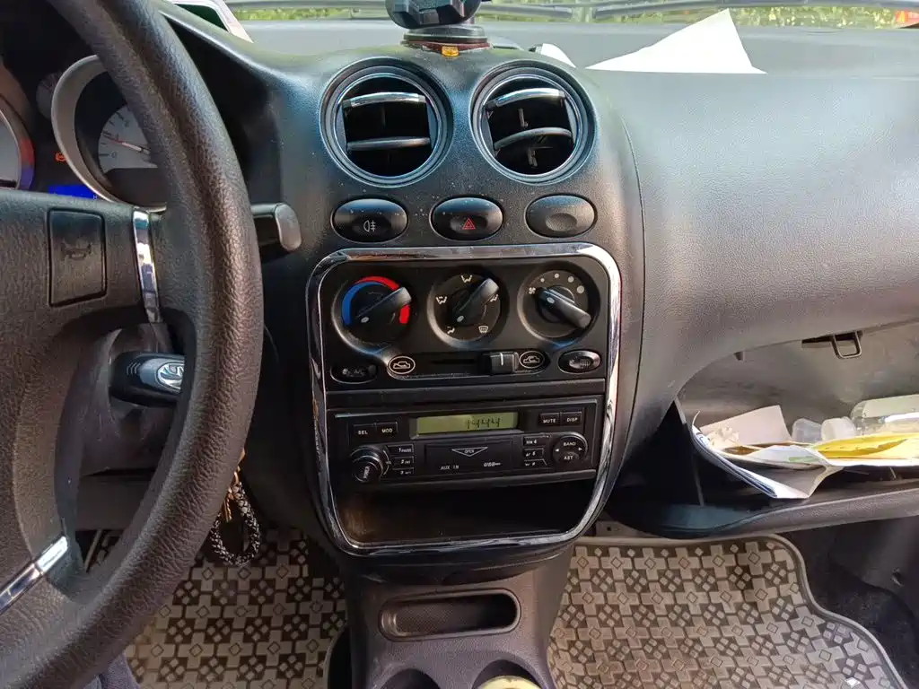 Baojun Spark — миниатюра 14