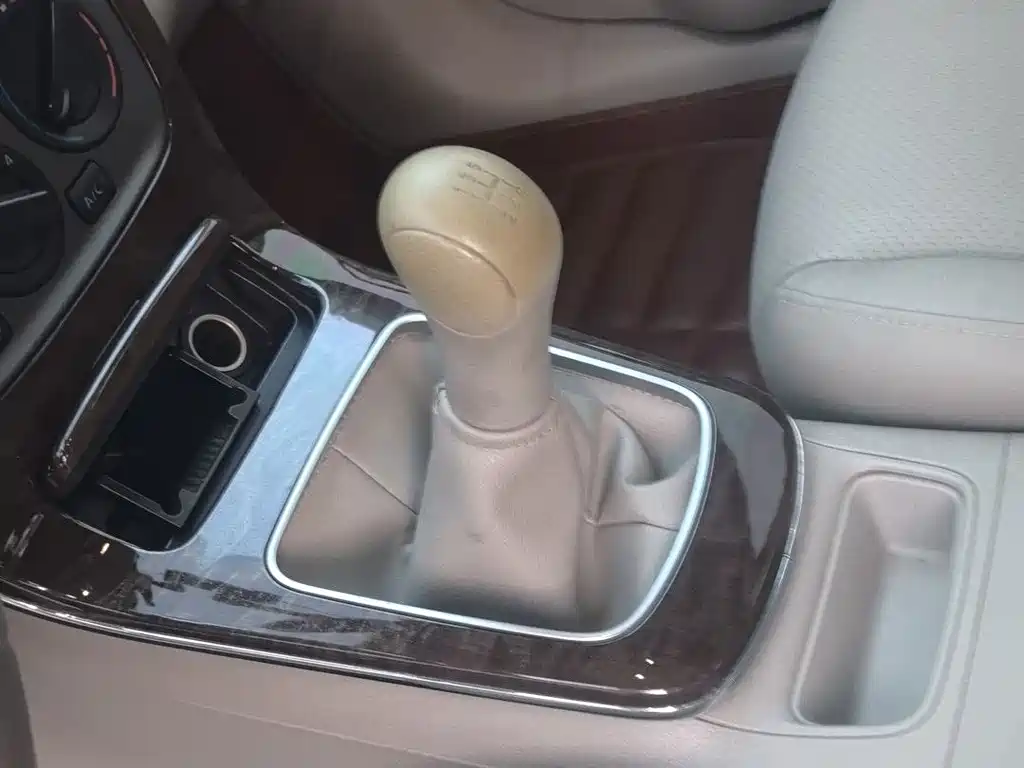 Nissan Sylphy — миниатюра 14