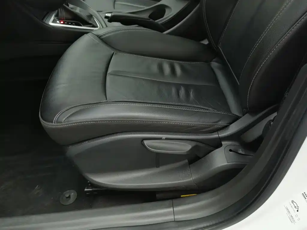 Buick Excelle — миниатюра 20