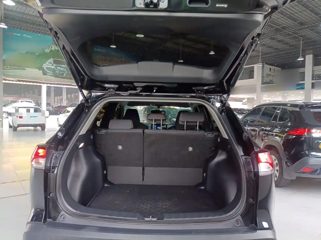 Toyota Frontlander — миниатюра 15