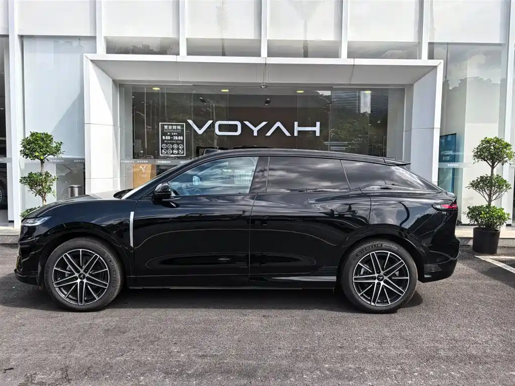 Voyah Courage