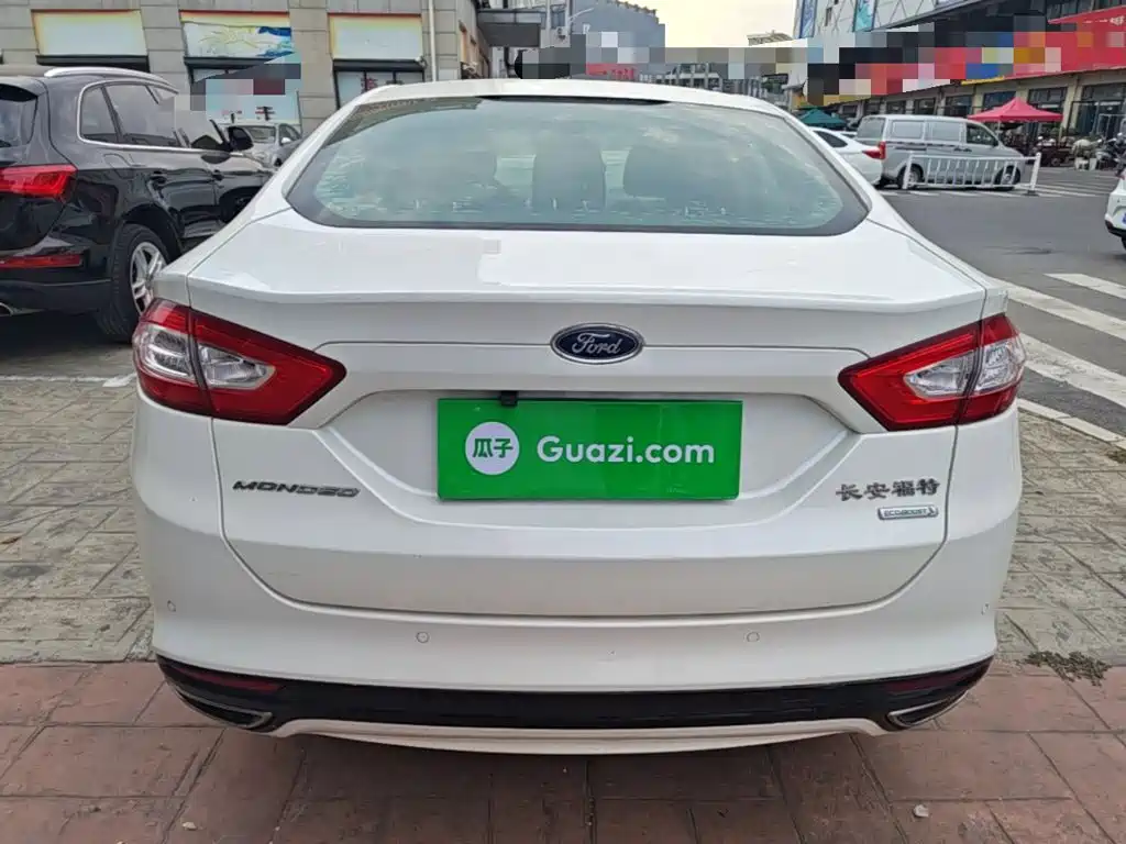 Ford Mondeo — миниатюра 6