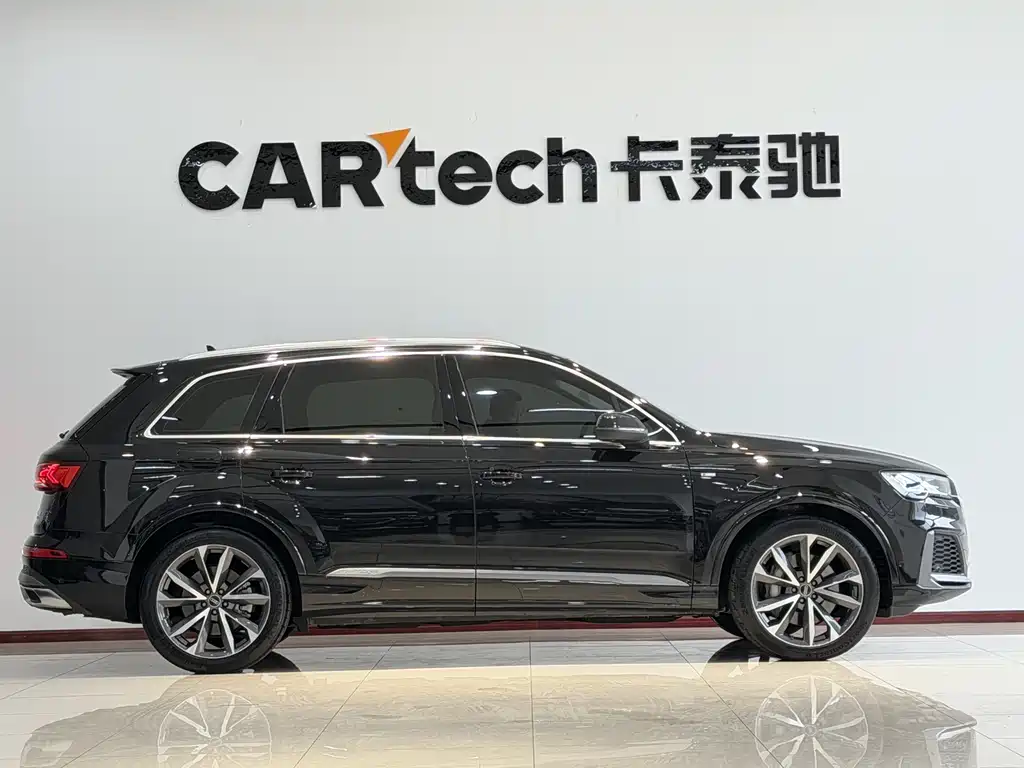 Audi Q7 2022 55 TFSI quattro S line Sport