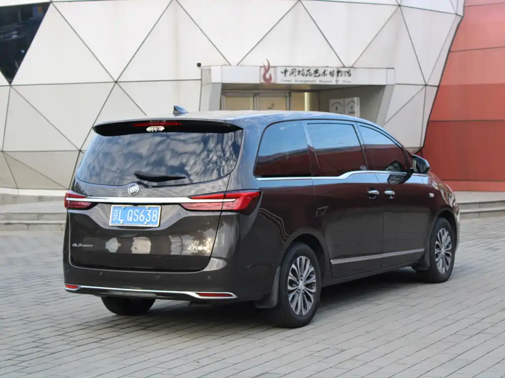 Buick GL8 — миниатюра 5