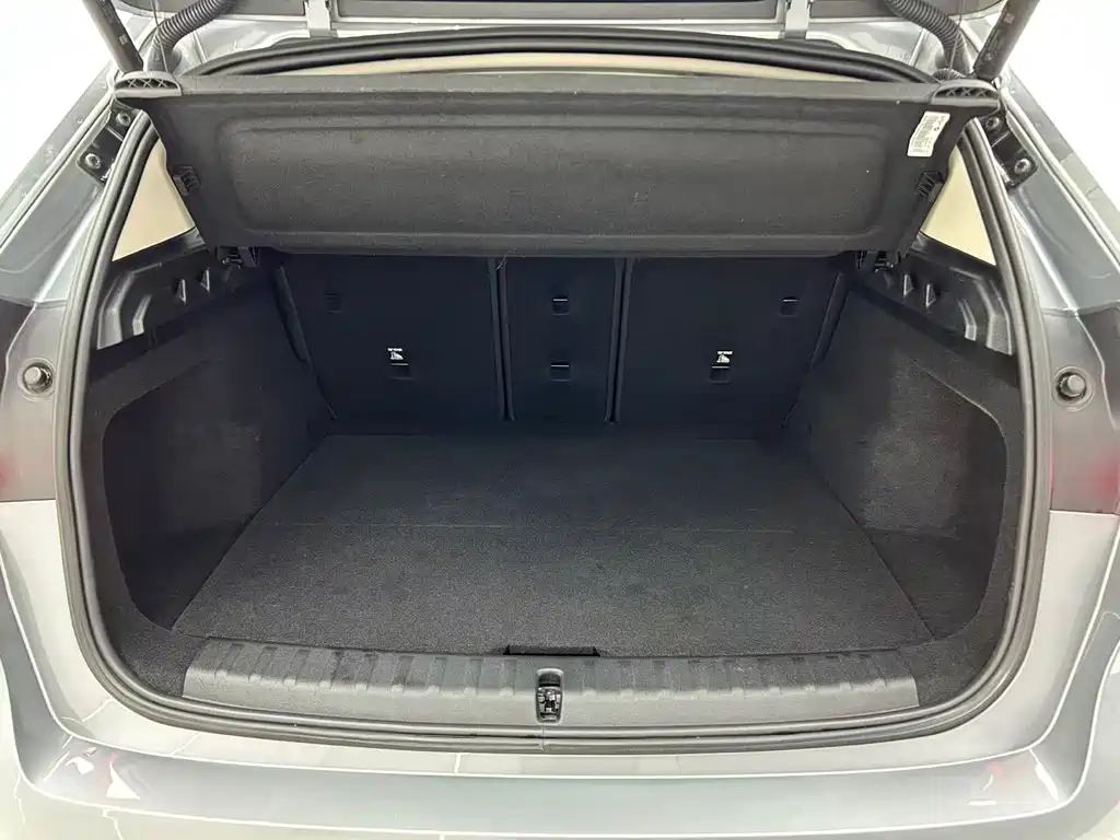 BMW X1 sDrive20Li X Design Package, фото 19