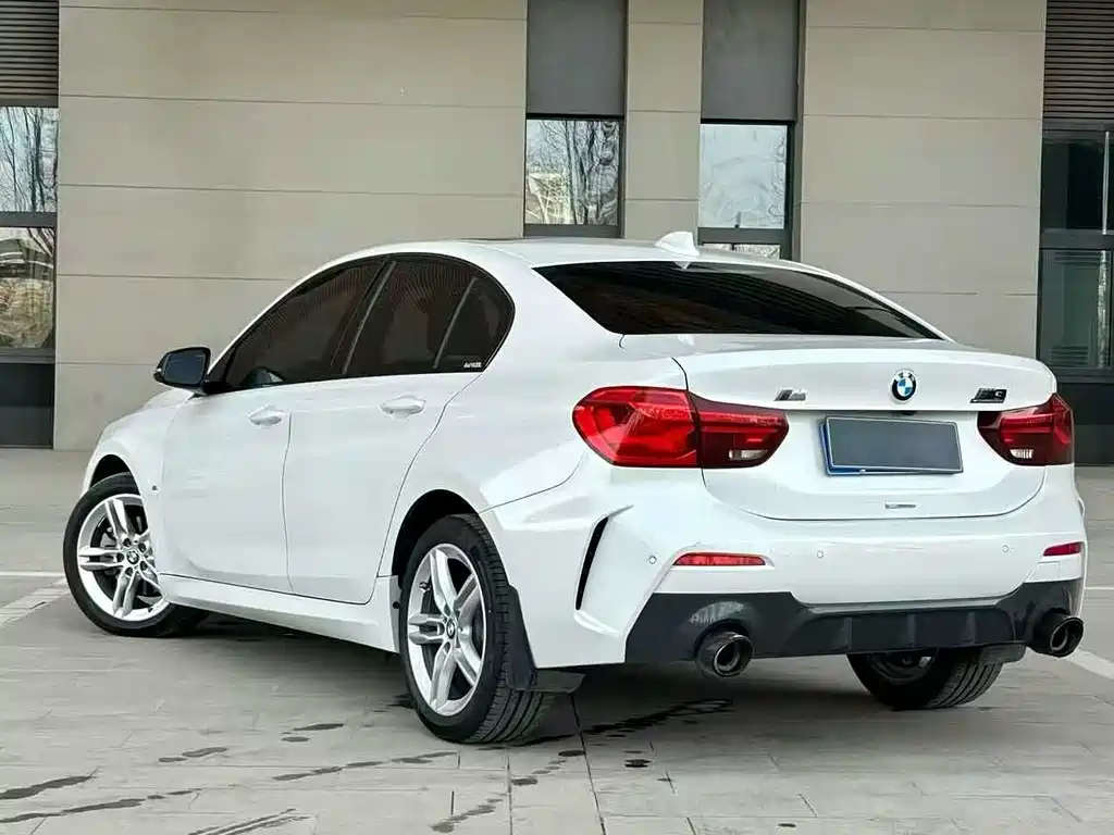 BMW 1 Series - фото 4