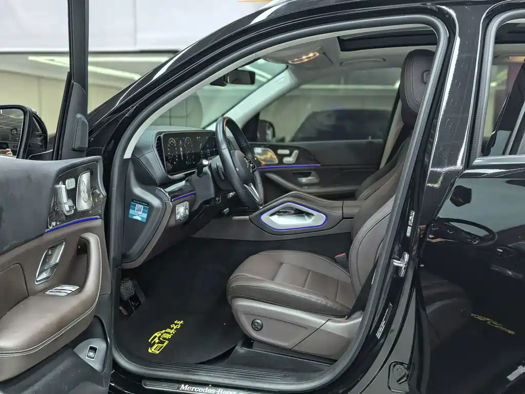 Mercedes-Benz GLE (Import) — миниатюра 10