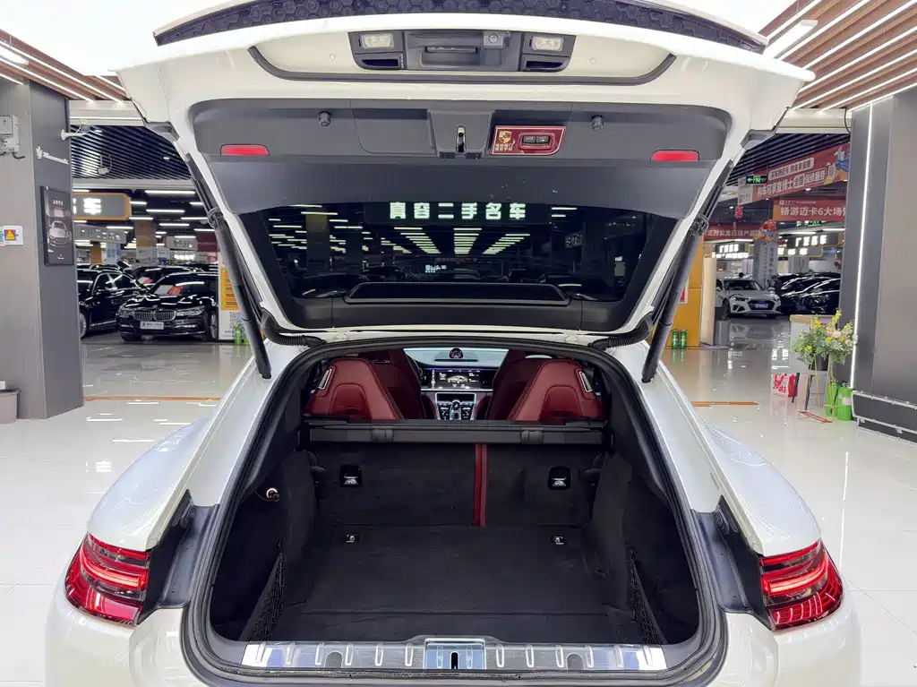 Porsche Panamera — миниатюра 17