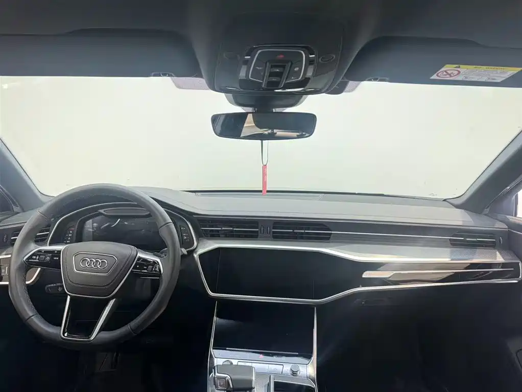Audi A6L 2025 40 TFSI Luxury