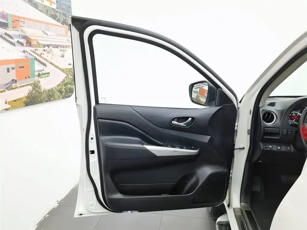 Nissan Terra 2020 2.5L XL Upper 4WD AT Luxury