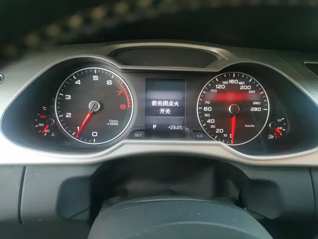 Audi A4L — миниатюра 4