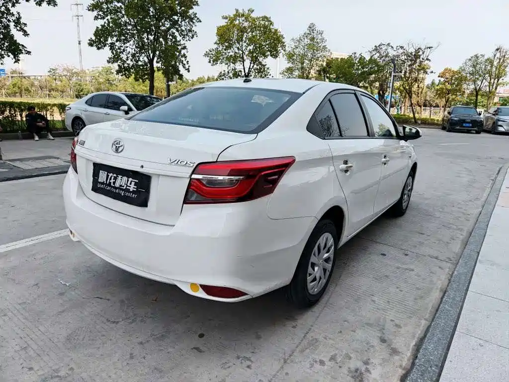 TOYOTA VIOS