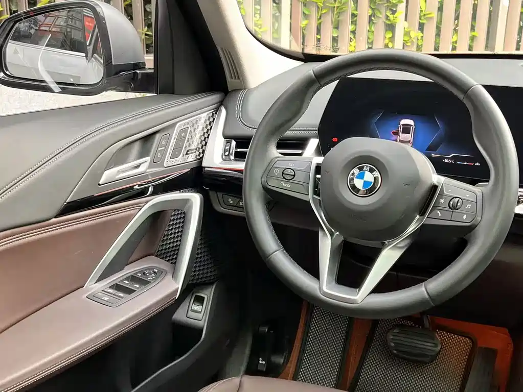 BMW X1 — миниатюра 17