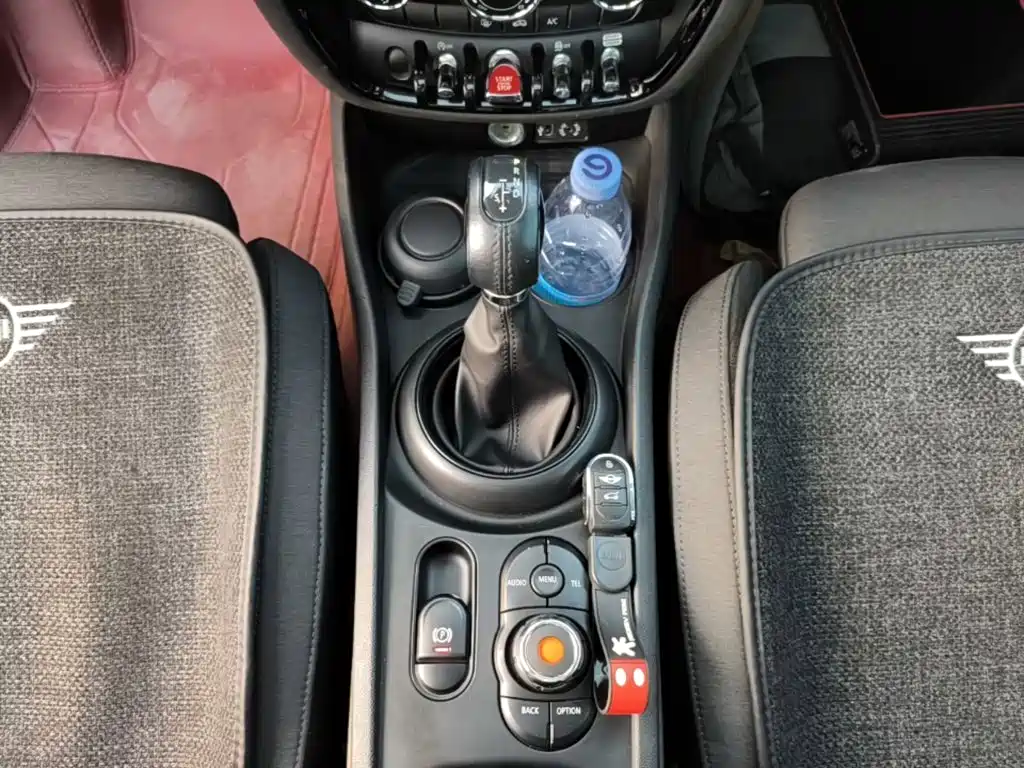 MINI Mini Clubman — миниатюра 14