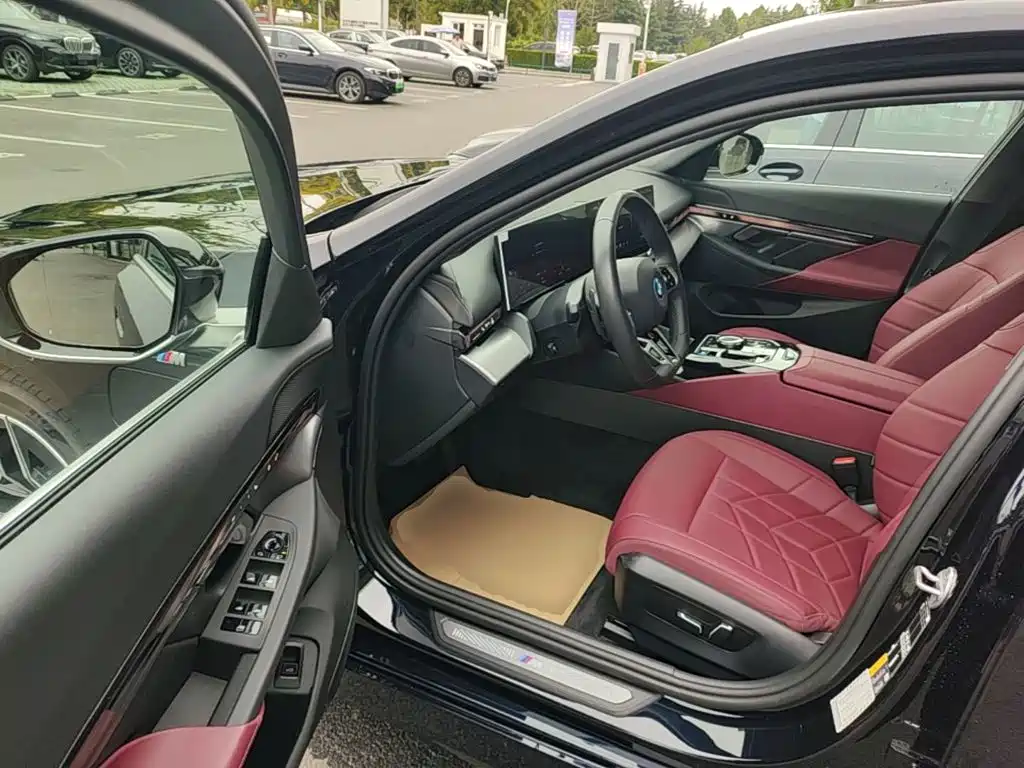 BMW i5 — миниатюра 16