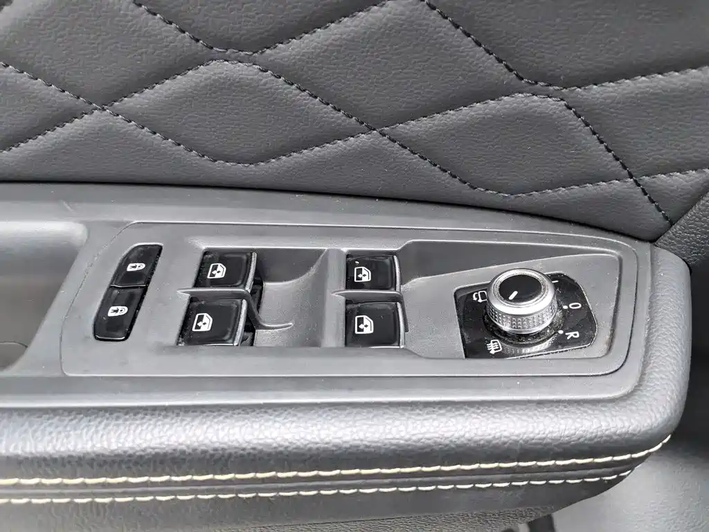 Volkswagen Teramont — миниатюра 9