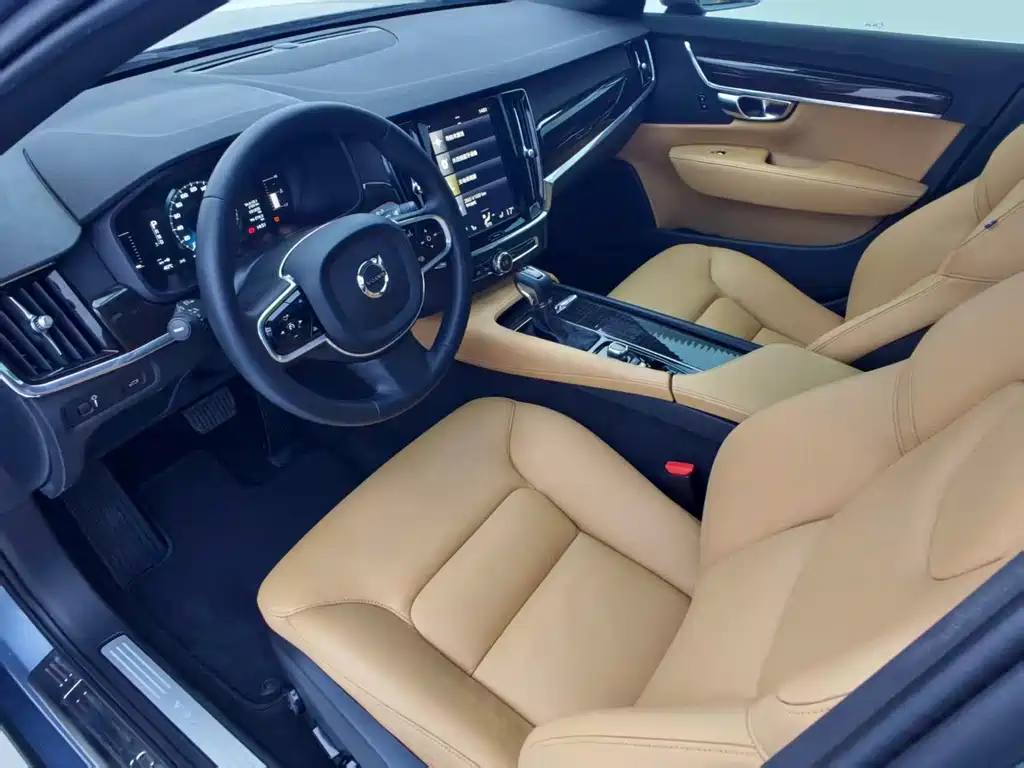 Volvo S90 — миниатюра 4