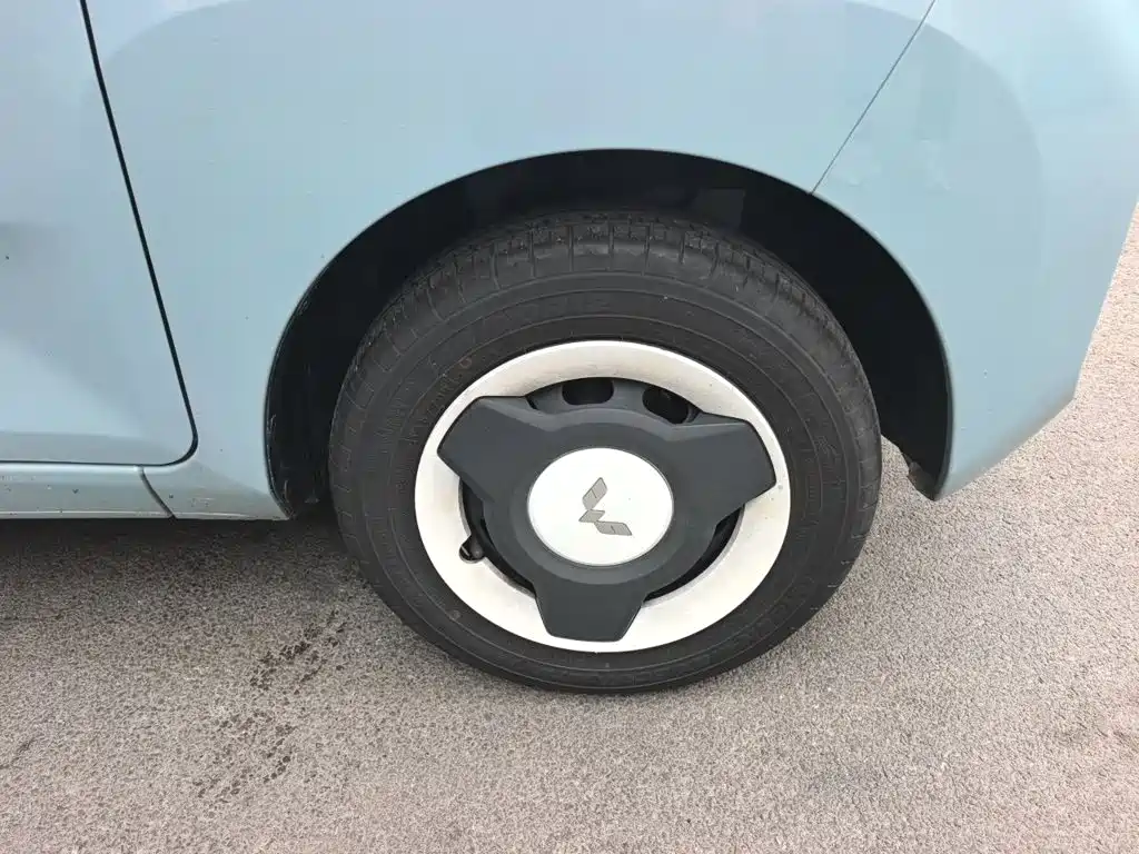 Wuling MINIEV — миниатюра 8