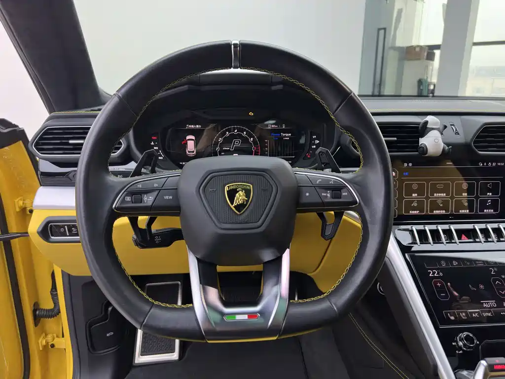 Lamborghini Urus — фотографии объявления, Фото 16