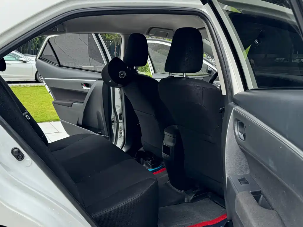 Toyota Corolla — миниатюра 12