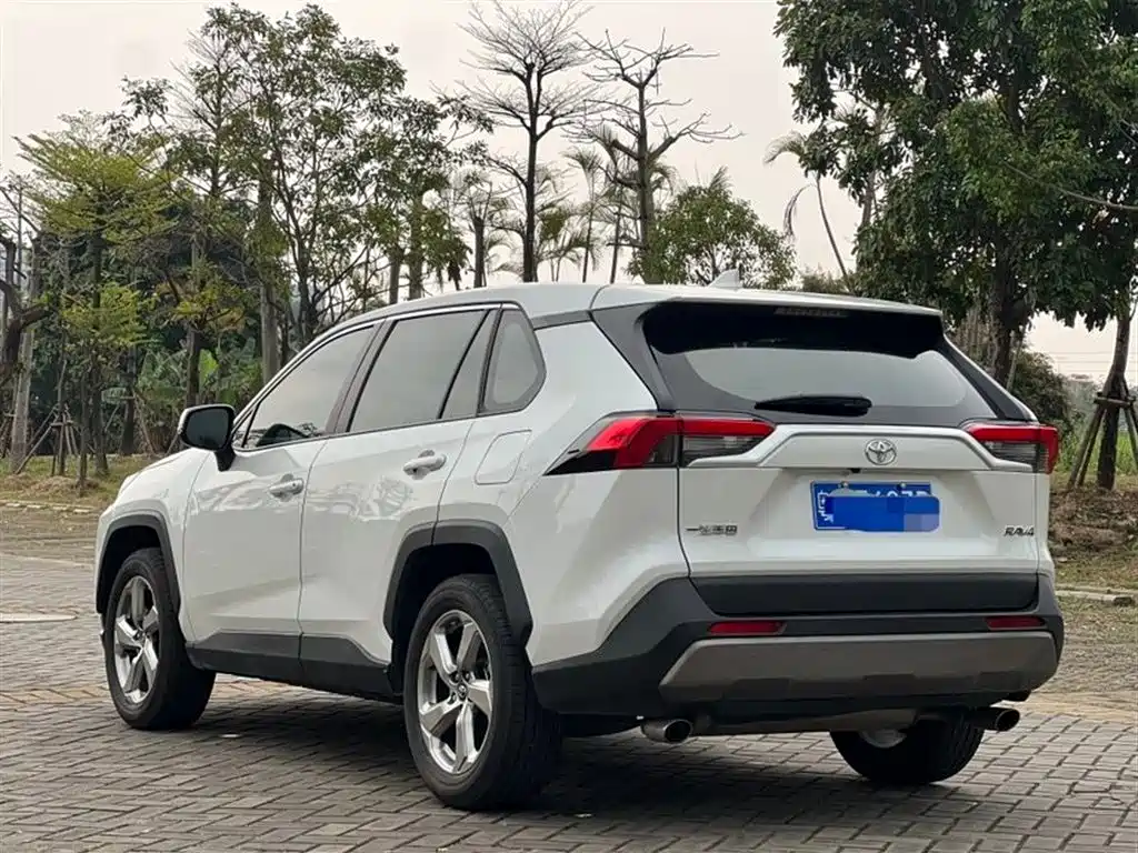TOYOTA RAV4 RONGFANG