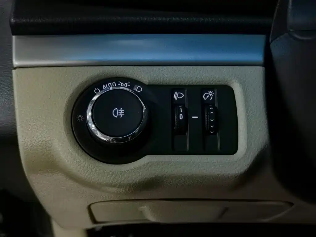 Buick GL8 — миниатюра 21