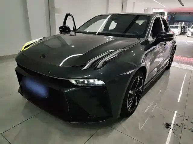 2024 Lynk & Co 03