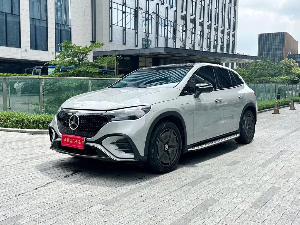 Mercedes-Benz EQE SUV