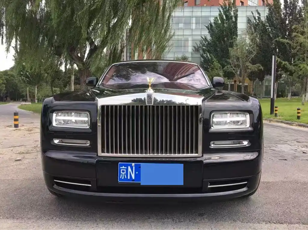 Rolls-Royce Phantom