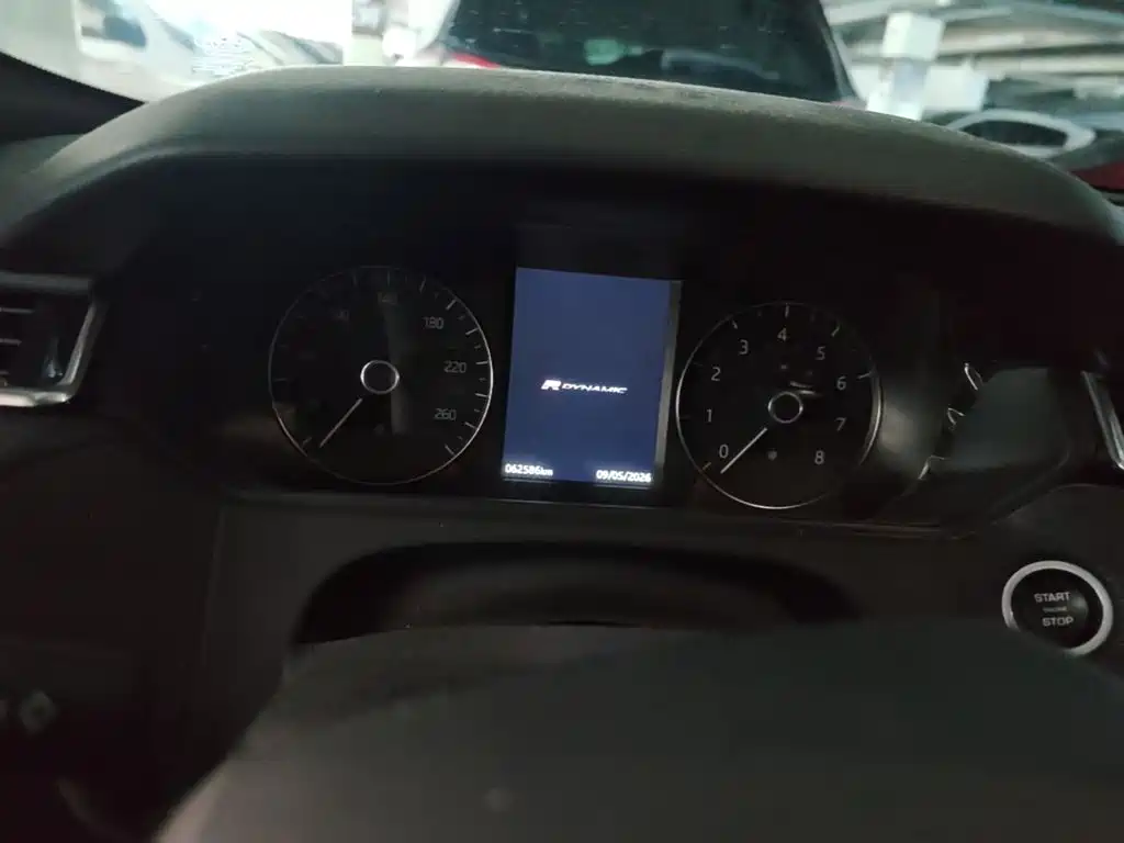 Land Rover Velar — миниатюра 5