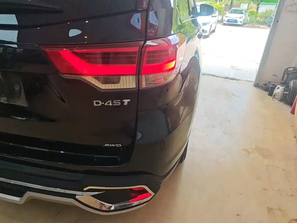 Toyota Highlander 2021 2.0T Elite 7 мест